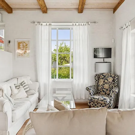 Hébergement de vacances Luxury With Sea View Svaneke